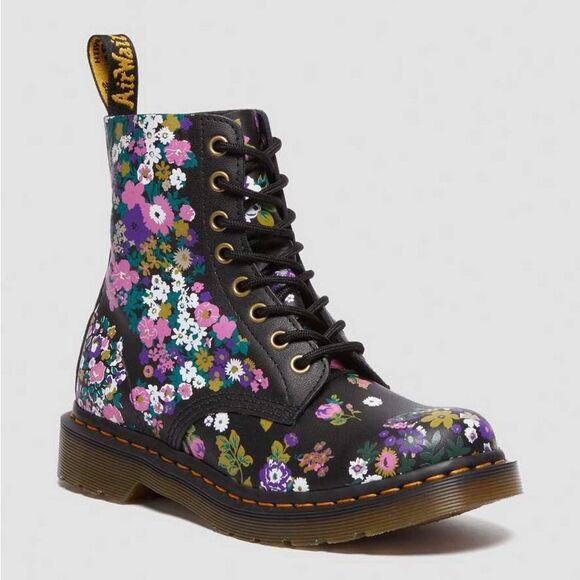 Dr. Martens 1460 Pascal Boots Size US 5 - Picture 1 of 11